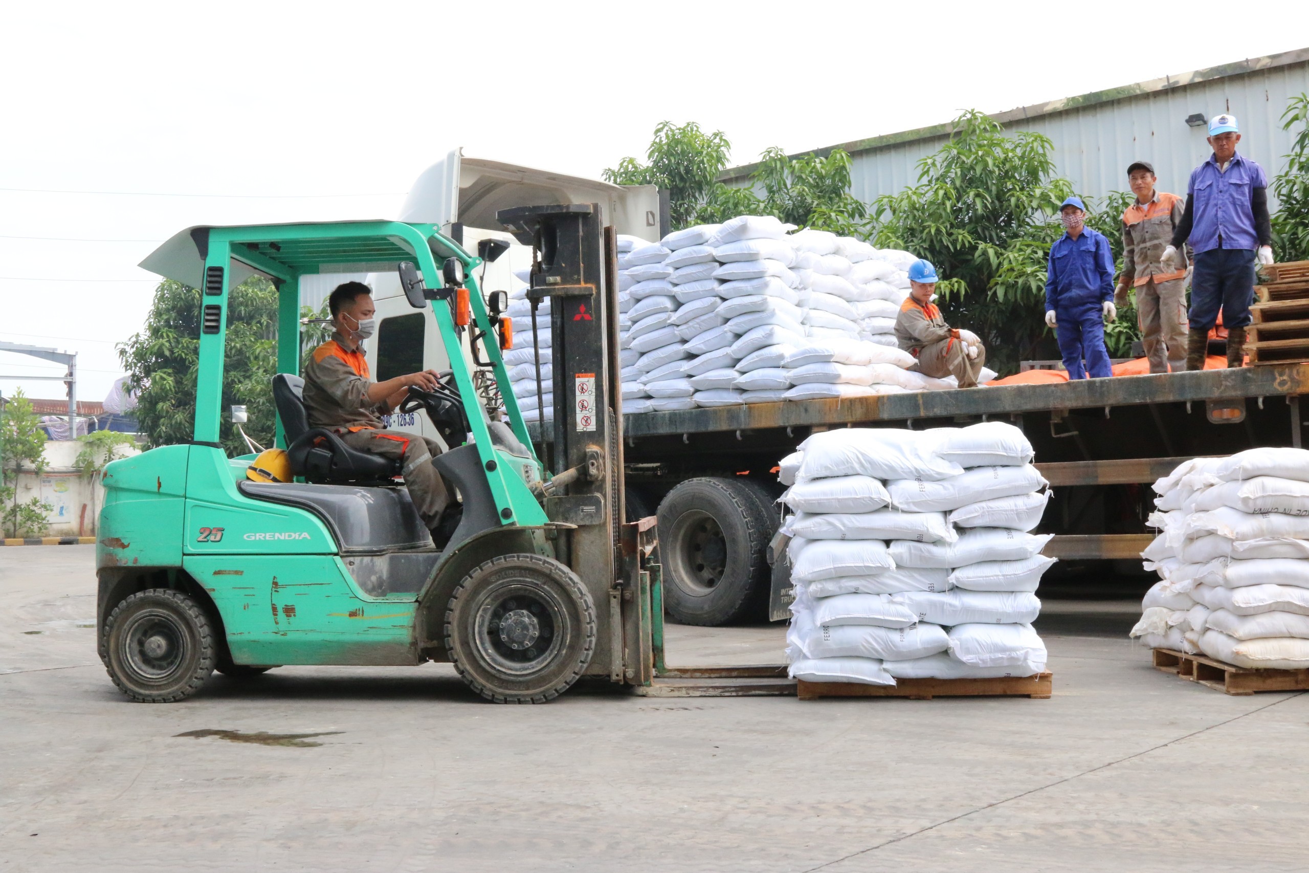  Tại sao nhiều khách hàng lựa chọn mua hóa chất natri sunfat tại VietChem